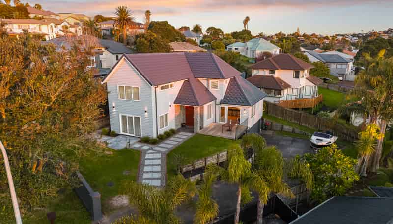 13 Tyrico Close, Unsworth Heights