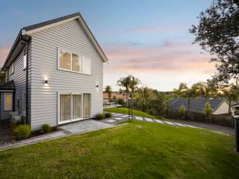 13 Tyrico Close, Unsworth Heights