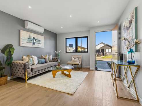 22,38,52, 54 Farranfore Road, Opaheke