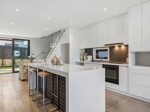 22,38,52, 54 Farranfore Road, Opaheke