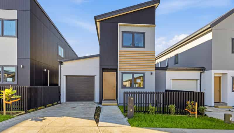 22,38,52 ,54 Farranfore Road, Opaheke