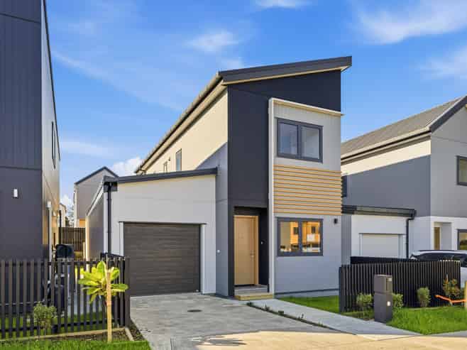 22,38,52 ,54 Farranfore Road, Opaheke