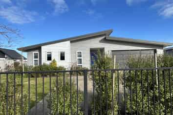11 Racecourse Terrace Rise, Hokitika