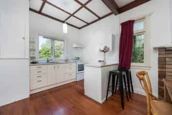 3212 Great North Road, New Lynn