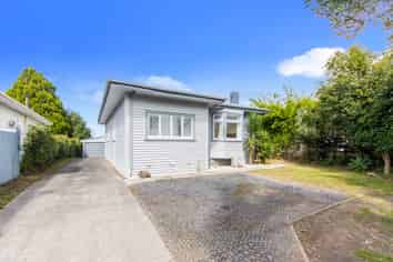 3212 Great North Road, New Lynn