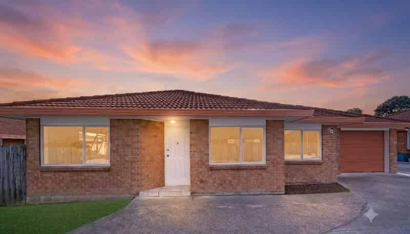 2/53 Robert Skelton Place, Clendon Park