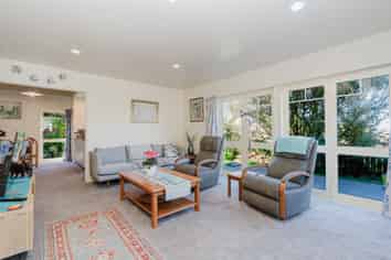 106D Howell Avenue, Riverlea