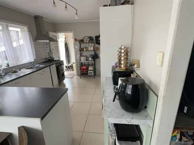 59 Puriri Road, Manurewa