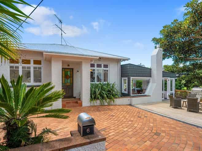 6 Mollyhawk Pl, Birkenhead