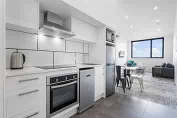 522/1 Layard Street, Avondale