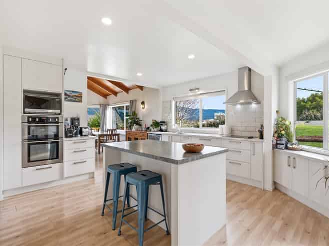 25 Abel Tasman Drive, Takaka