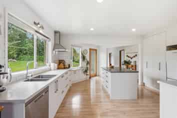 25 Abel Tasman Drive, Takaka