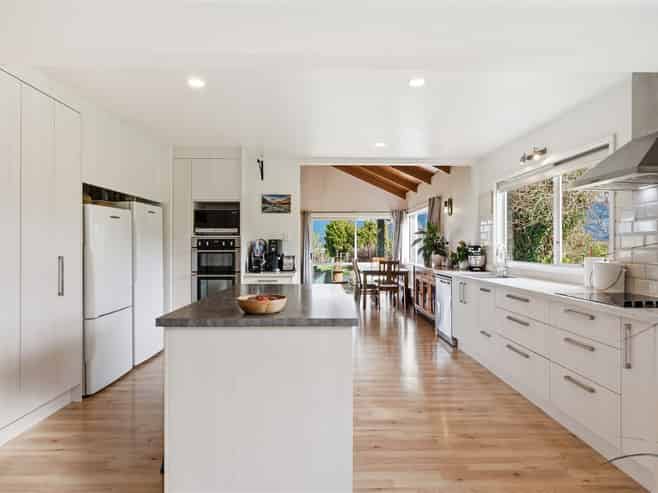 25 Abel Tasman Drive, Takaka