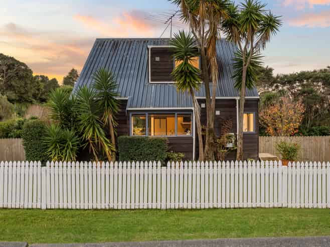 21 Carillon Place, Massey