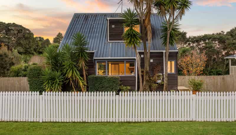 21 Carillon Place, Massey