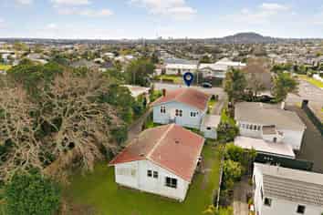 301 Mount Albert Road, Sandringham