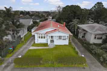 301 Mount Albert Road, Sandringham