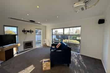 2 Whio Close, Parklands
