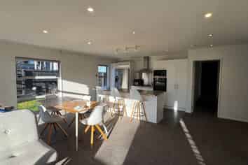 2 Whio Close, Parklands