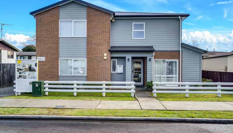 Unit1 3/13 Crescent Court, Melville
