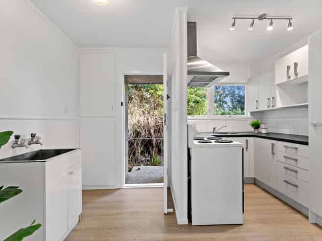 4/2 Henley Road, Mount Eden