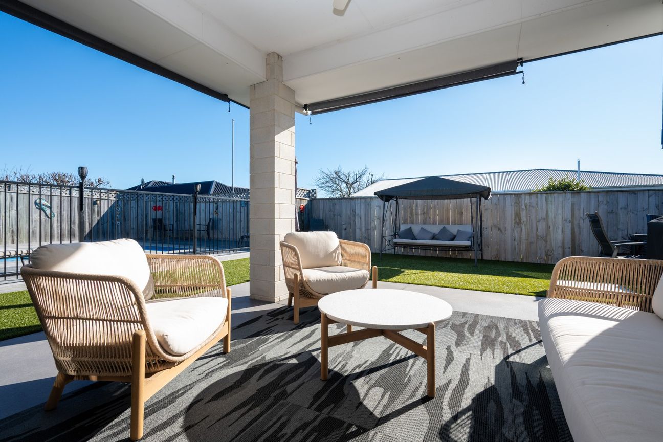 Modern Living, Timeless Comfort - Fler