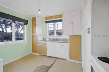 359 St Aubyn Street, Moturoa