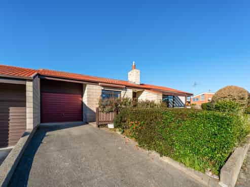 2/10 Miro Street, Glenwood