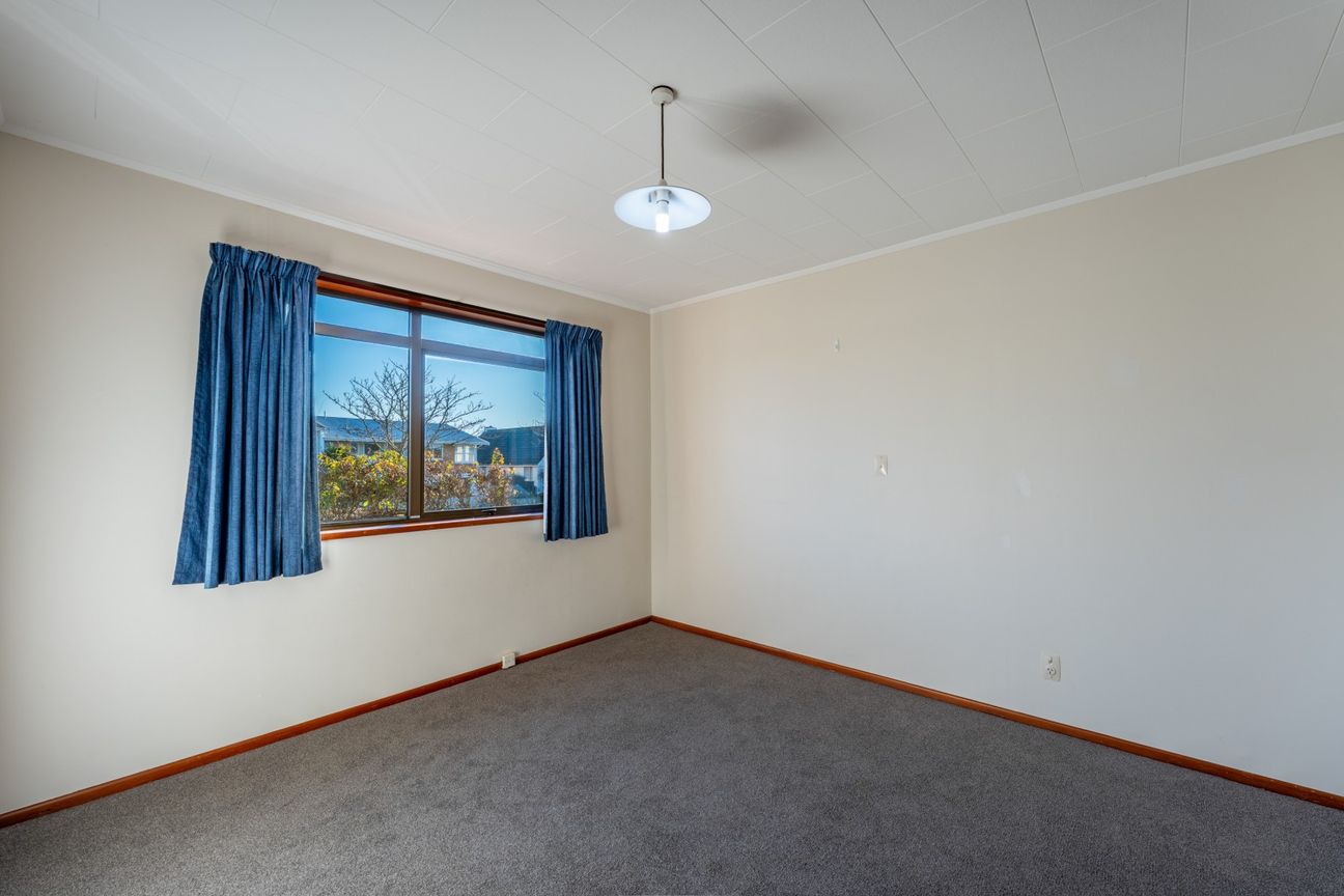 Solid, Spacious & Set for Easy Living - Mehr