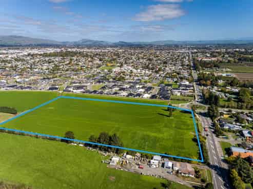 1403 & 1411 Pakowhai Road, Tomoana