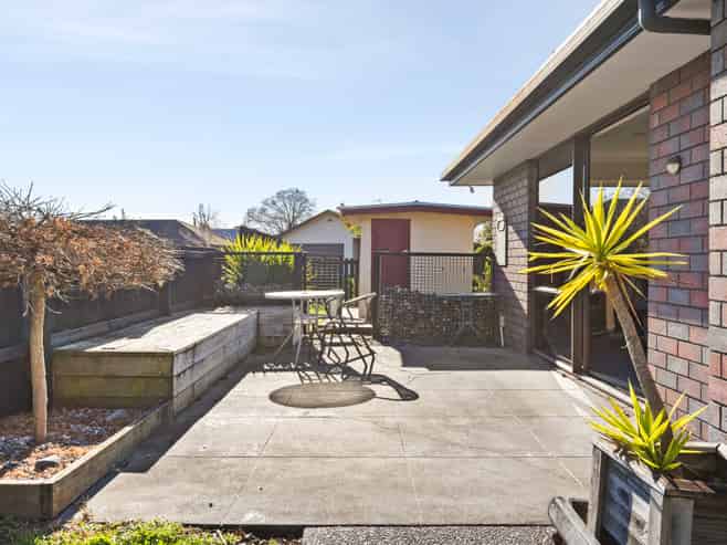 67 Kingsford Drive, Stoke
