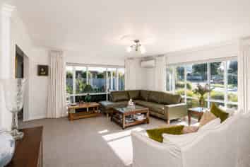 2 Fern Grove, Taradale