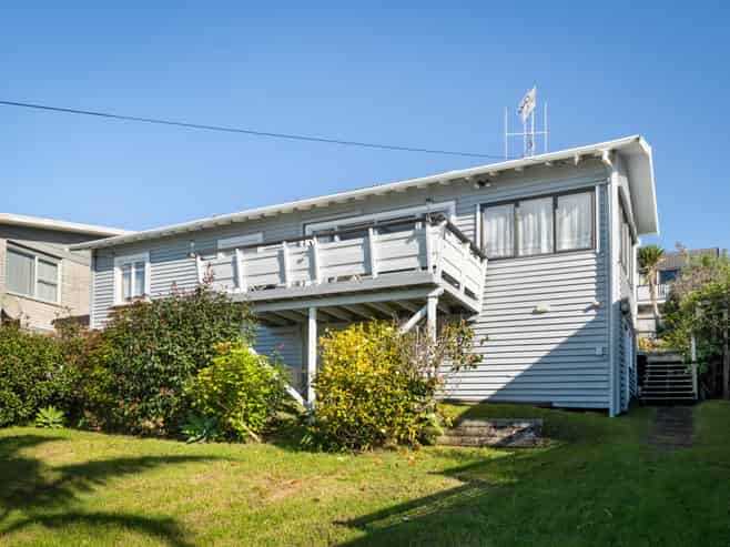 65 Beach Road, Waihi Beach