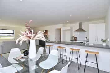 12 Paradise Way, Halswell