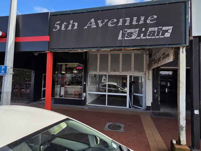 Retail space to lease on Broadway
