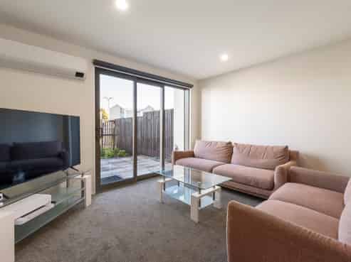 39 Bampton Street, Burwood