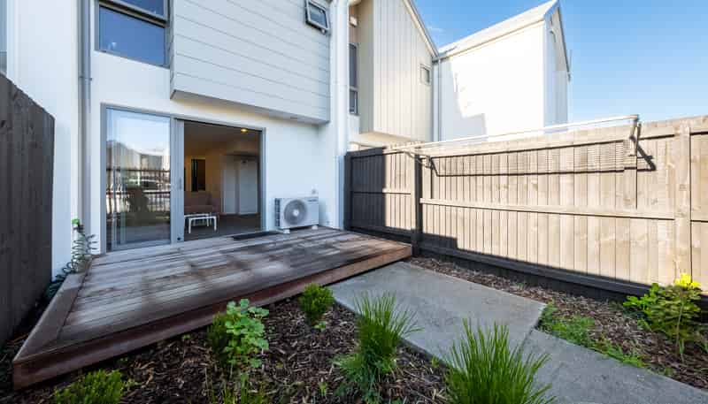 39 Bampton Street, Burwood