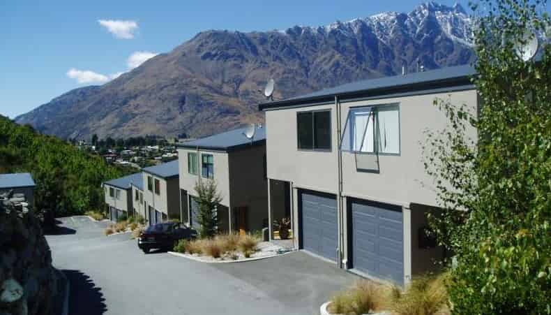 20/64 Marina Drive, Queenstown