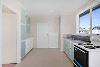 78 Omata Road, Marfell
