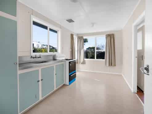 78 Omata Road, Marfell