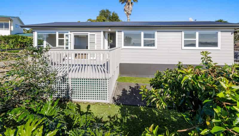 18a Rishworth Avenue, Stanmore Bay