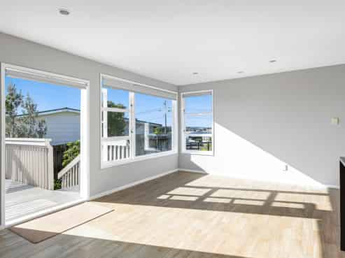 18a Rishworth Avenue, Stanmore Bay