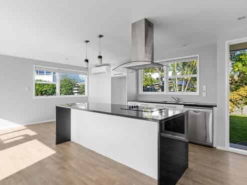 18a Rishworth Avenue, Stanmore Bay