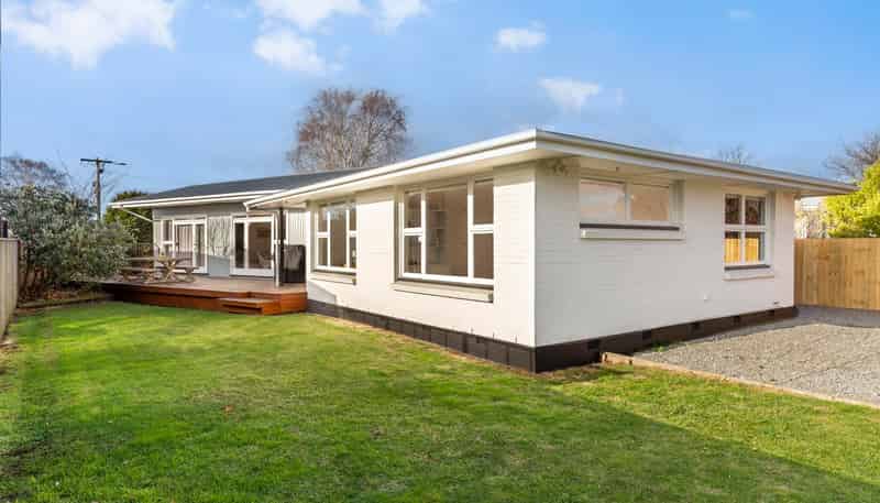 14 Yeovil Place, Saint Albans