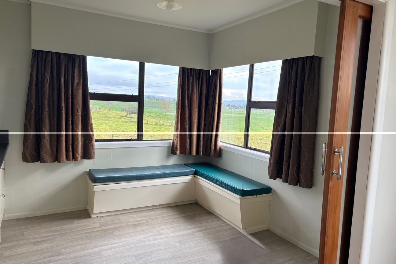 Three Bedroom Home with Country Views - Vista 6