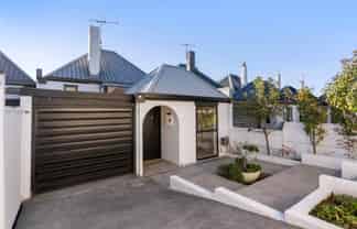 2/2A Seascape Road, Remuera
