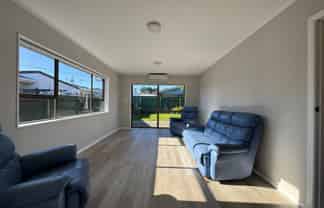 145 Tukapa Street, Westown