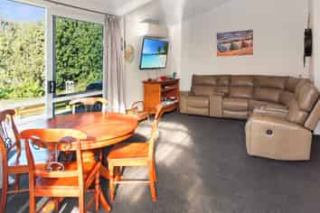 22 Holben Parade, Foxton Beach