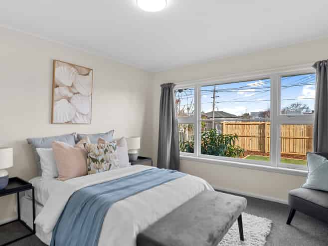 221 Breezes Road, Wainoni