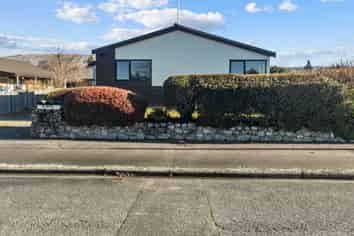 25A Main Street, FAIRLIE